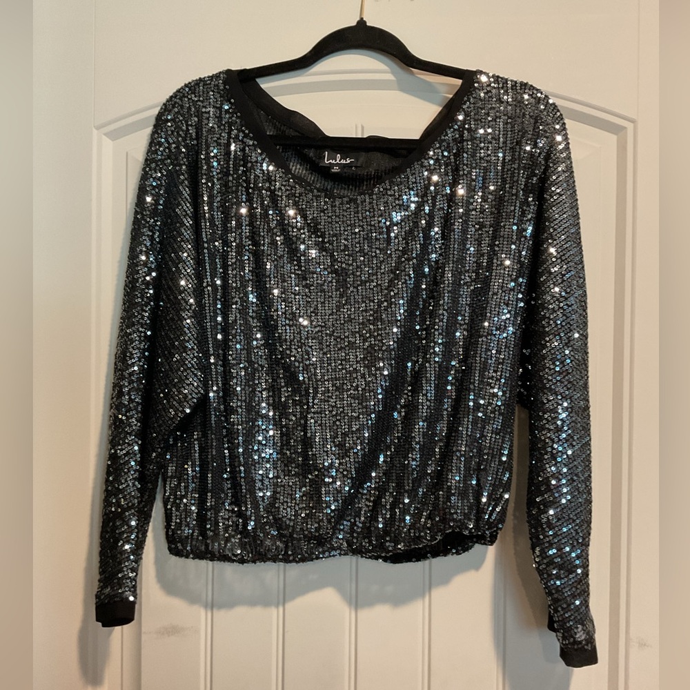 82. Lulu's Black Sequin Women's Top, Size Medium.